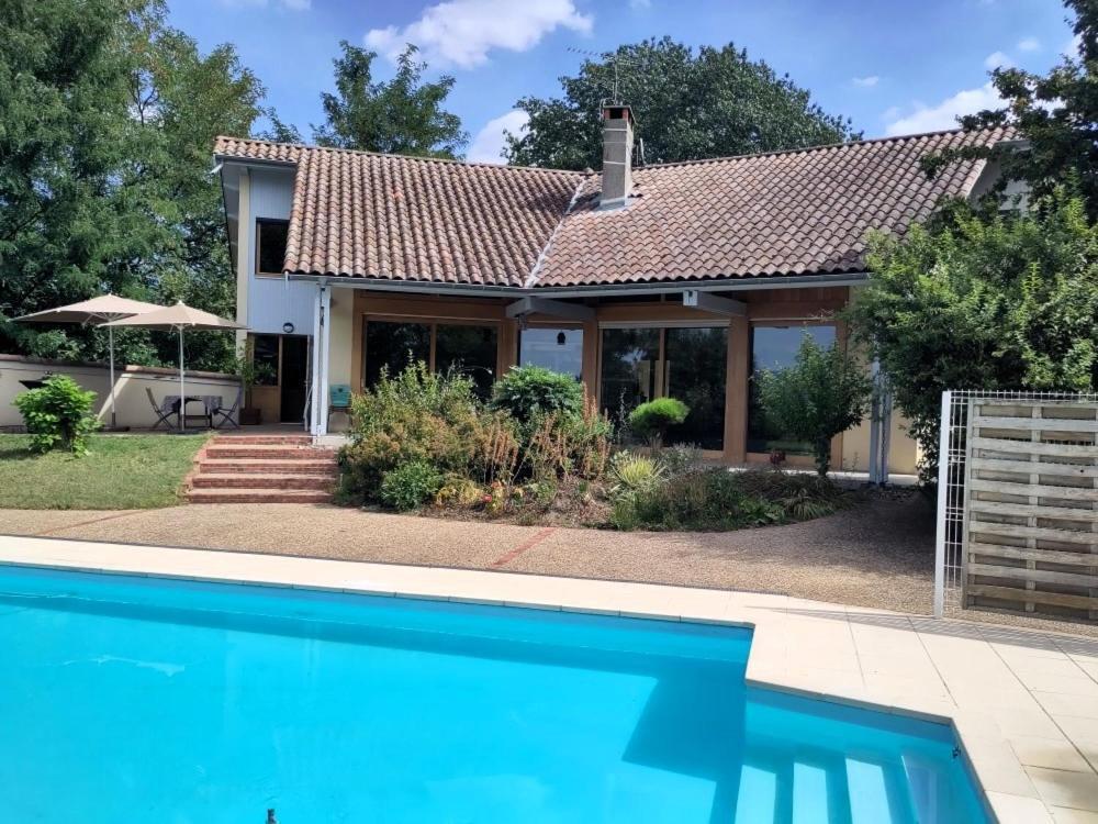 B&B Chez Frederique Et Norbert Mogneneins Luaran gambar